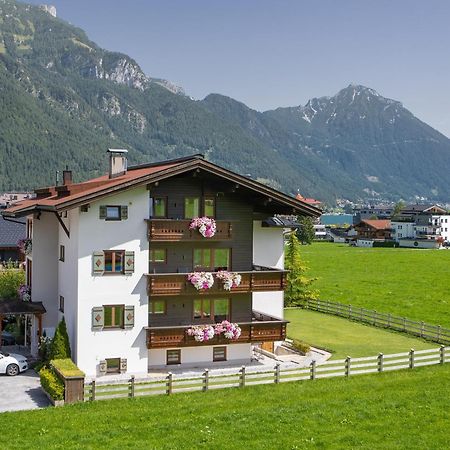 Alpenherz Ferienwohnungen 페르티사우 외부 사진