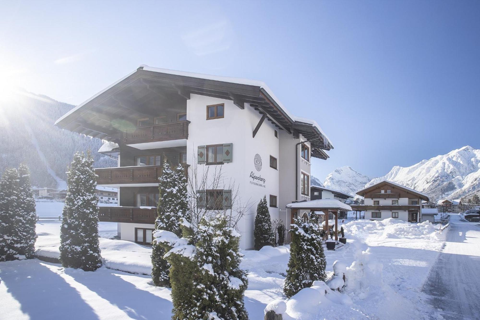 Alpenherz Ferienwohnungen 페르티사우 외부 사진