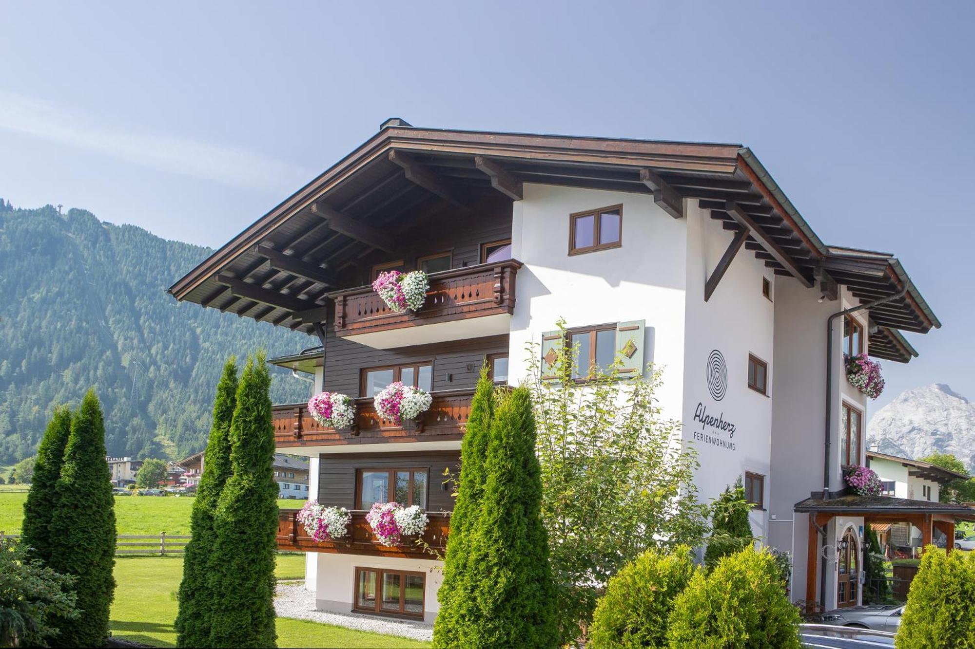 Alpenherz Ferienwohnungen 페르티사우 외부 사진